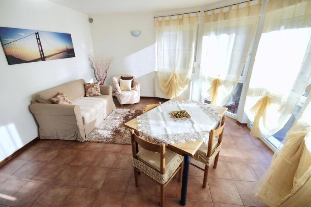 Residence Vivere Astra Triest Exterior foto
